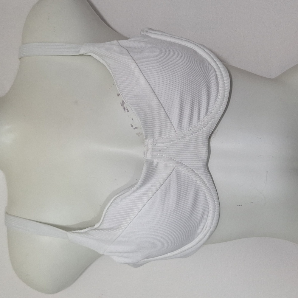 Zaful White Ribbed Women's Bikini Swim Top Underwire